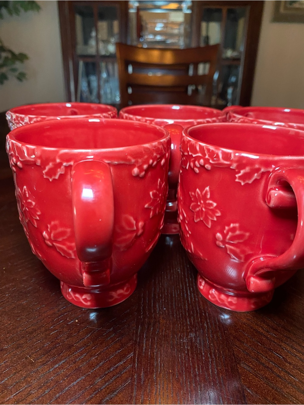 Bordallo Pinheiro Red Embossed Ceramic Christmas mugs - Set of 5 - Picture 10 of 13